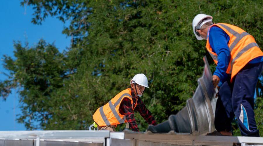 Professional gutter cleaning in Newport, ME